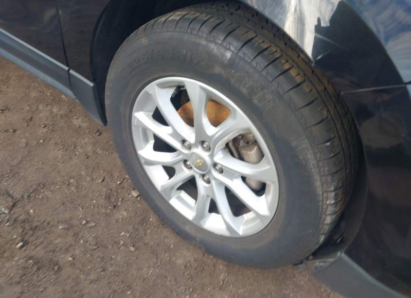 Photo 12 of 2018 Chevrolet Equinox LT (VIN 2GNAXJEVXJ6218733)