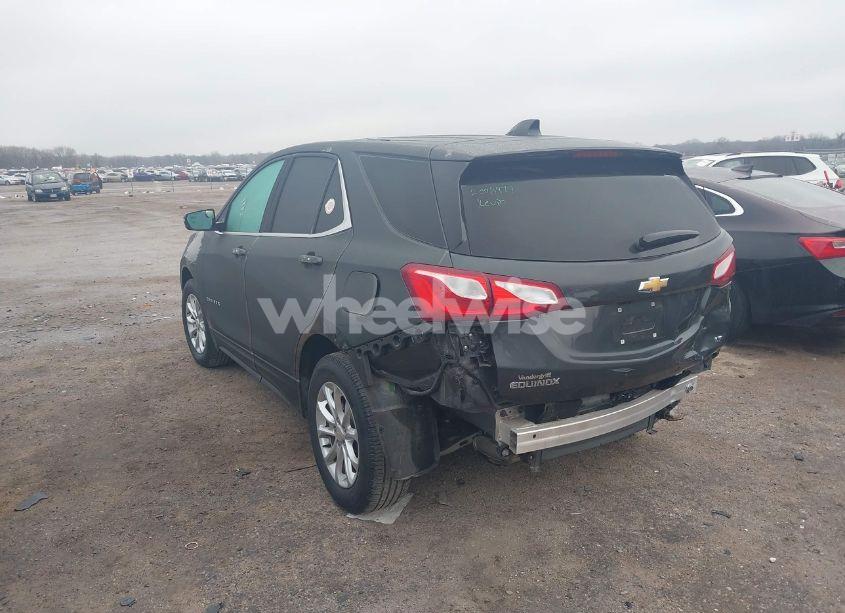 Photo 3 of 2018 Chevrolet Equinox LT (VIN 2GNAXJEVXJ6237573)