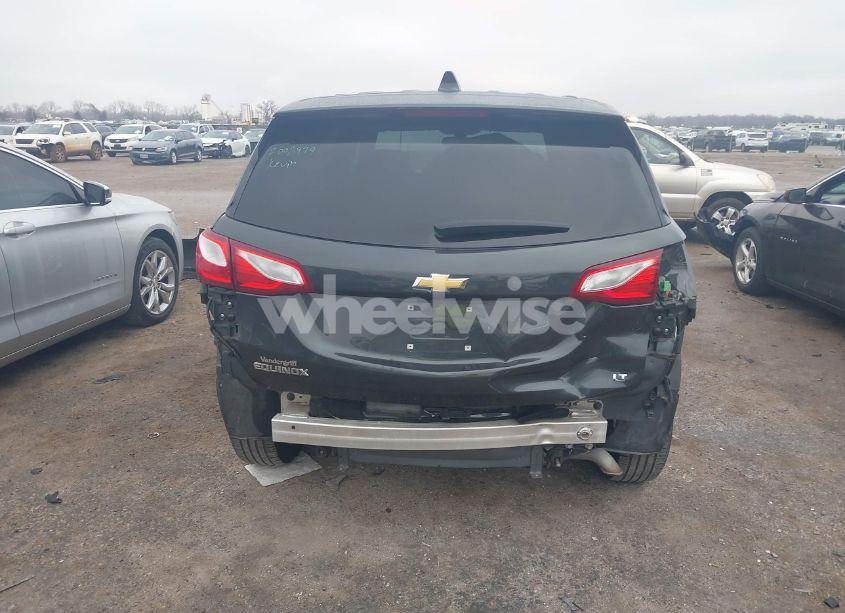 Photo 6 of 2018 Chevrolet Equinox LT (VIN 2GNAXJEVXJ6237573)