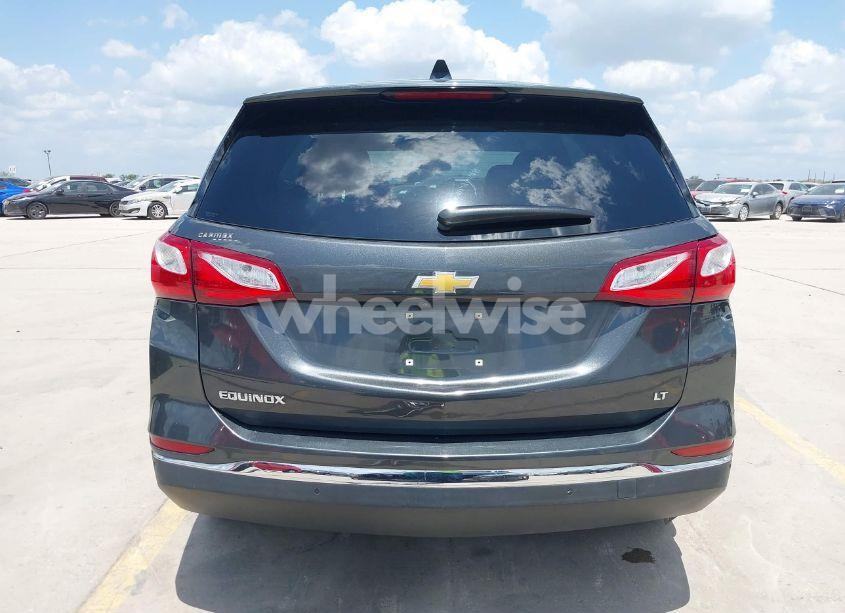 Photo 16 of 2018 Chevrolet Equinox LT (VIN 2GNAXJEVXJ6246905)