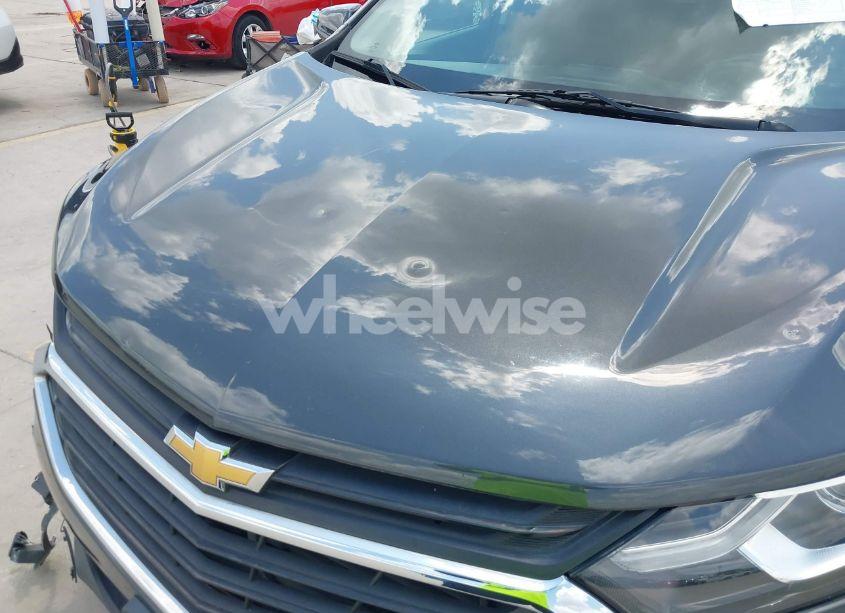 Photo 18 of 2018 Chevrolet Equinox LT (VIN 2GNAXJEVXJ6246905)