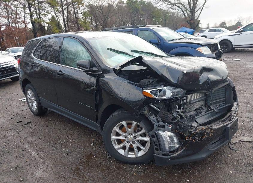 2018 Chevrolet Equinox LT (VIN 2GNAXJEVXJ6332991) main photo