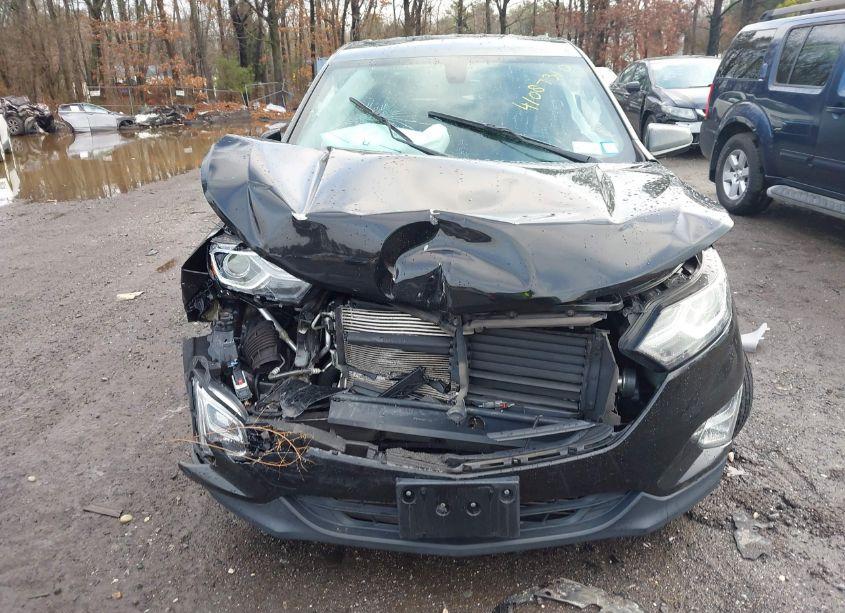 Photo 11 of 2018 Chevrolet Equinox LT (VIN 2GNAXJEVXJ6332991)