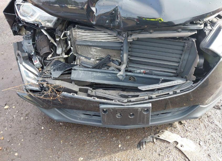 Photo 20 of 2018 Chevrolet Equinox LT (VIN 2GNAXJEVXJ6332991)