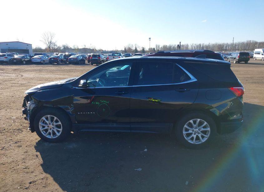 Photo 14 of 2018 Chevrolet Equinox LT (VIN 2GNAXJEVXJ6350925)