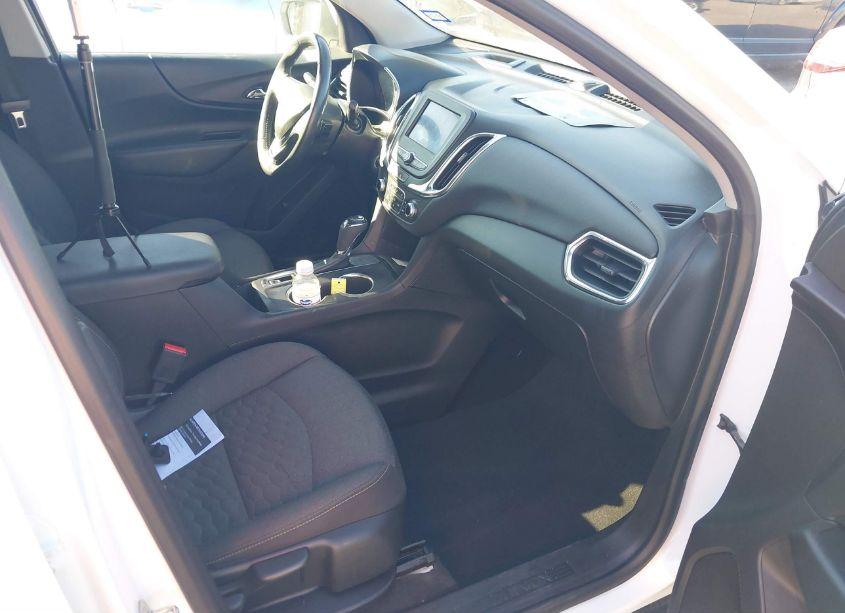 Photo 5 of 2020 Chevrolet Equinox FWD 2FL (VIN 2GNAXJEVXL6112656)