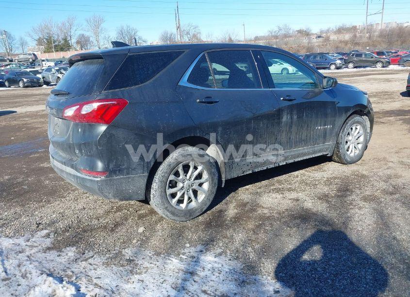 Photo 4 of 2020 Chevrolet Equinox FWD 2FL (VIN 2GNAXJEVXL6153594)