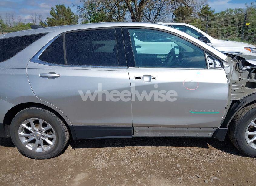 Photo 13 of 2020 Chevrolet Equinox FWD 2FL (VIN 2GNAXJEVXL6259463)