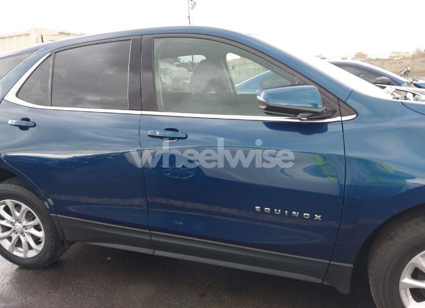 Photo 13 of 2019 Chevrolet Equinox LT (VIN 2GNAXKEV0K6133441)