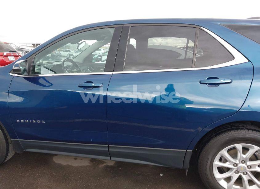 Photo 14 of 2019 Chevrolet Equinox LT (VIN 2GNAXKEV0K6133441)