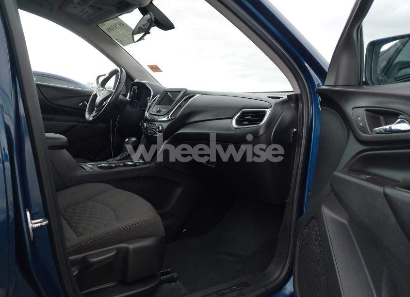 Photo 5 of 2019 Chevrolet Equinox LT (VIN 2GNAXKEV0K6133441)