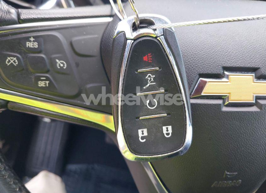 Photo 11 of 2019 Chevrolet Equinox LT (VIN 2GNAXKEV0K6149686)