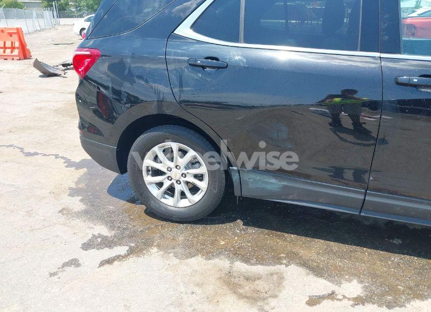 Photo 6 of 2019 Chevrolet Equinox LT (VIN 2GNAXKEV0K6149686)