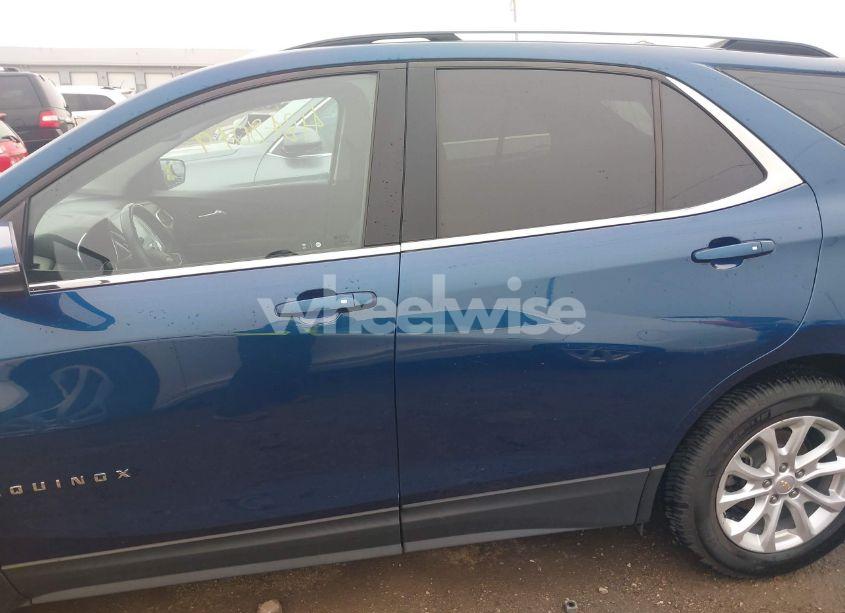 Photo 14 of 2019 Chevrolet Equinox LT (VIN 2GNAXKEV0K6150983)