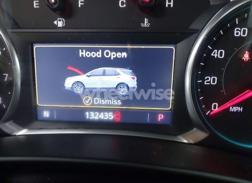 Photo 15 of 2019 Chevrolet Equinox LT (VIN 2GNAXKEV0K6150983)