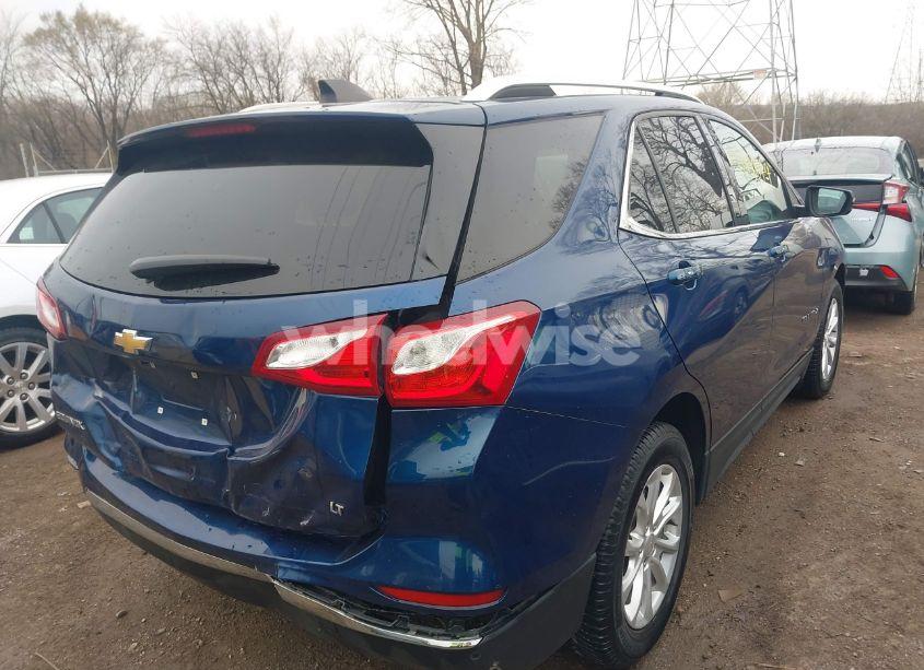 Photo 4 of 2019 Chevrolet Equinox LT (VIN 2GNAXKEV0K6150983)