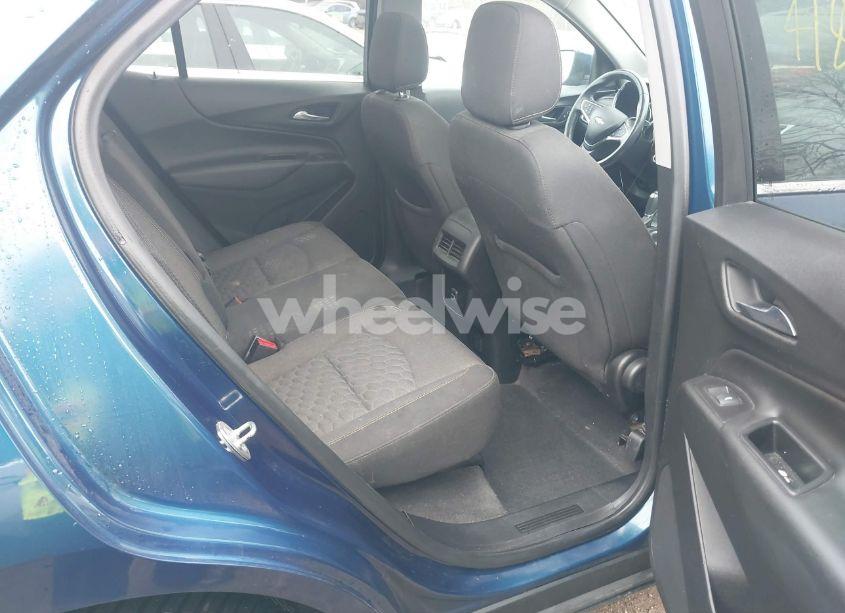 Photo 8 of 2019 Chevrolet Equinox LT (VIN 2GNAXKEV0K6150983)