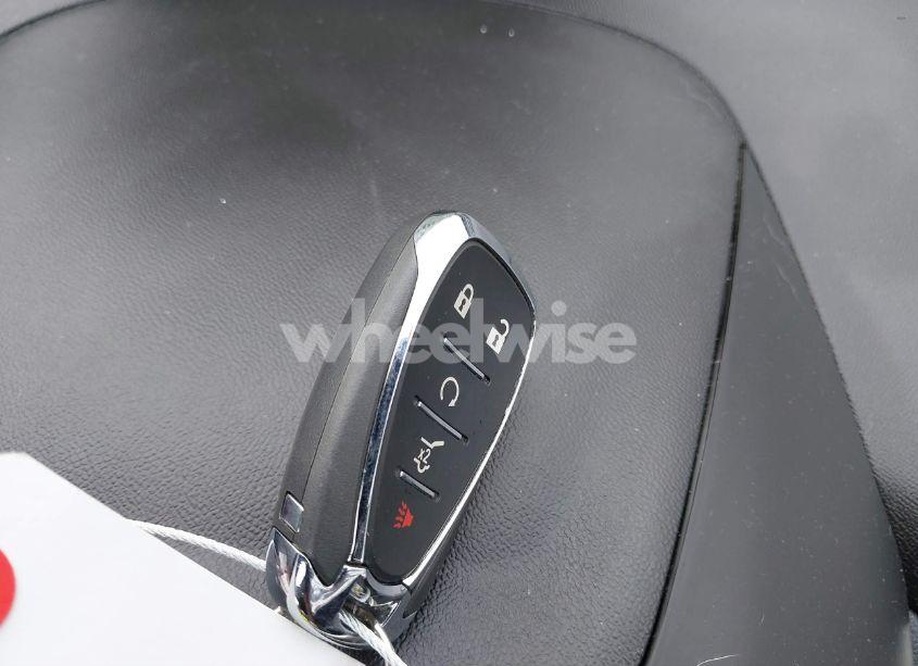 Photo 11 of 2019 Chevrolet Equinox LT (VIN 2GNAXKEV0K6153382)