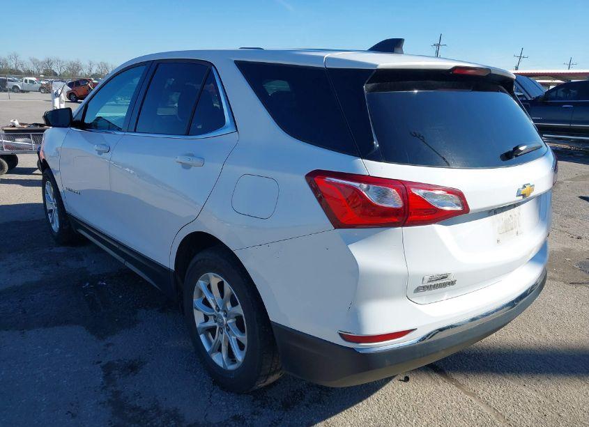 Photo 3 of 2019 Chevrolet Equinox LT (VIN 2GNAXKEV0K6196796)