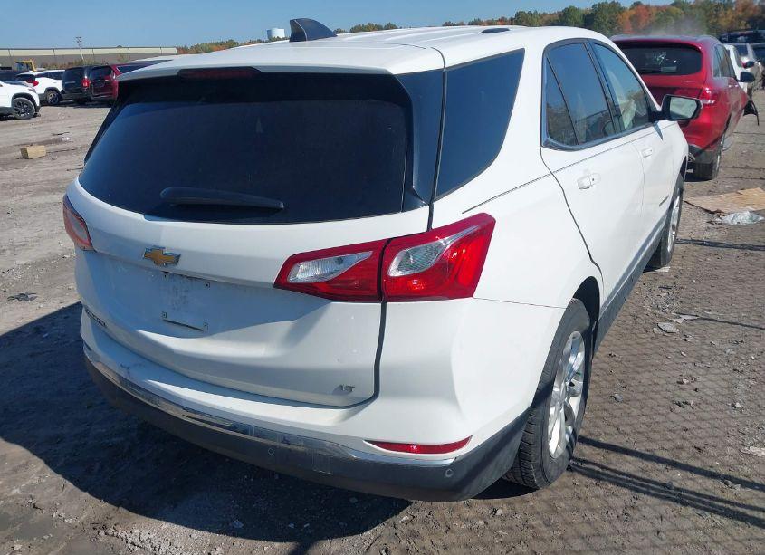 Photo 16 of 2019 Chevrolet Equinox LT (VIN 2GNAXKEV0K6205903)
