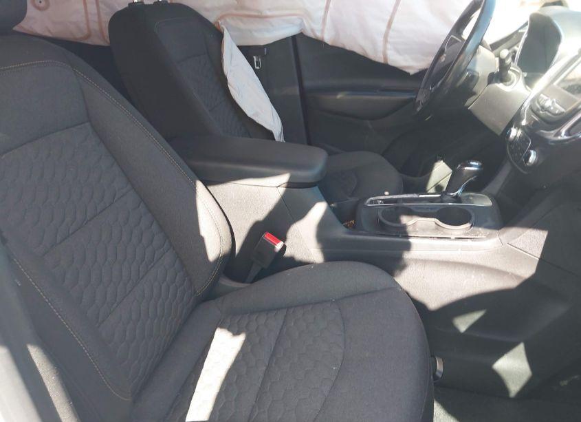 Photo 5 of 2019 Chevrolet Equinox LT (VIN 2GNAXKEV0K6205903)