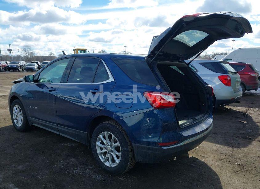 Photo 3 of 2019 Chevrolet Equinox LT (VIN 2GNAXKEV0K6296672)