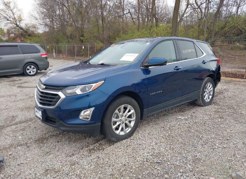 Photo 2 of 2020 Chevrolet Equinox FWD LT 1.5L TURBO (VIN 2GNAXKEV0L6115717)