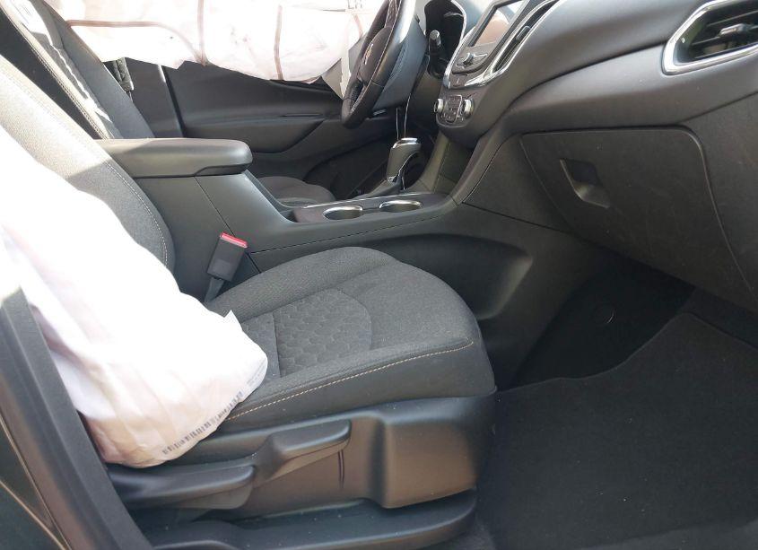 Photo 5 of 2020 Chevrolet Equinox FWD LT 1.5L TURBO (VIN 2GNAXKEV0L6177053)