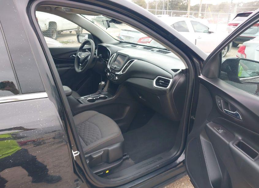 Photo 5 of 2020 Chevrolet Equinox FWD LT 1.5L TURBO (VIN 2GNAXKEV0L6220046)