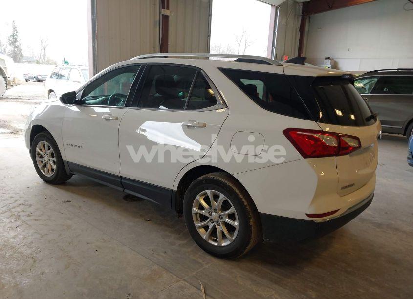 Photo 3 of 2020 Chevrolet Equinox FWD LT 1.5L TURBO (VIN 2GNAXKEV0L6249174)