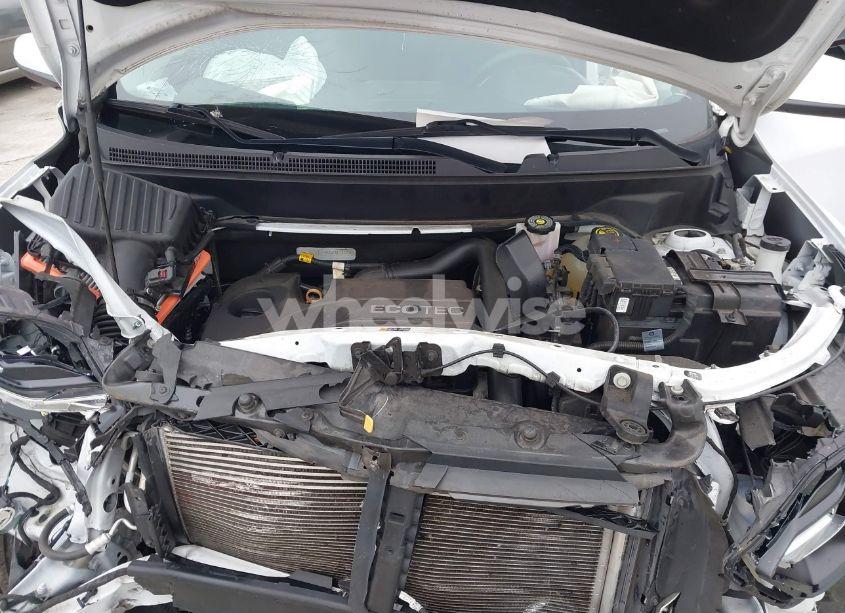 Photo 10 of 2021 Chevrolet Equinox FWD LT (VIN 2GNAXKEV0M6121356)