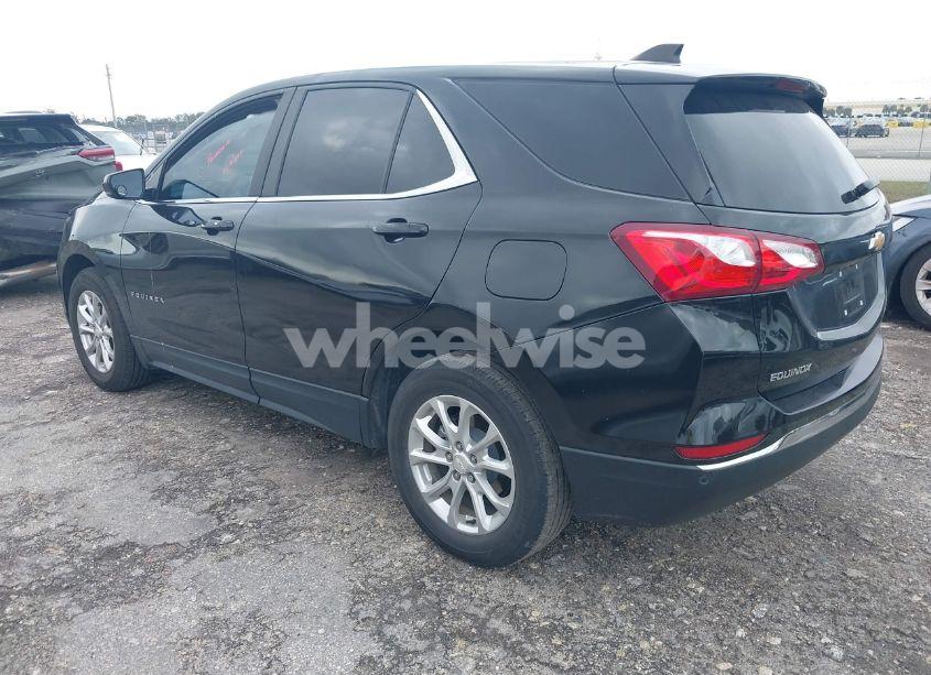 Photo 3 of 2021 Chevrolet Equinox FWD LT (VIN 2GNAXKEV0M6121485)