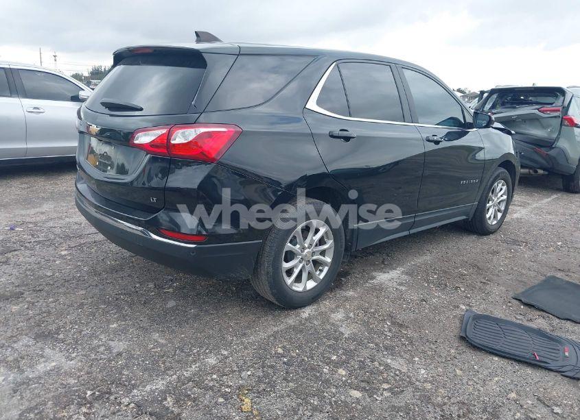 Photo 4 of 2021 Chevrolet Equinox FWD LT (VIN 2GNAXKEV0M6121485)