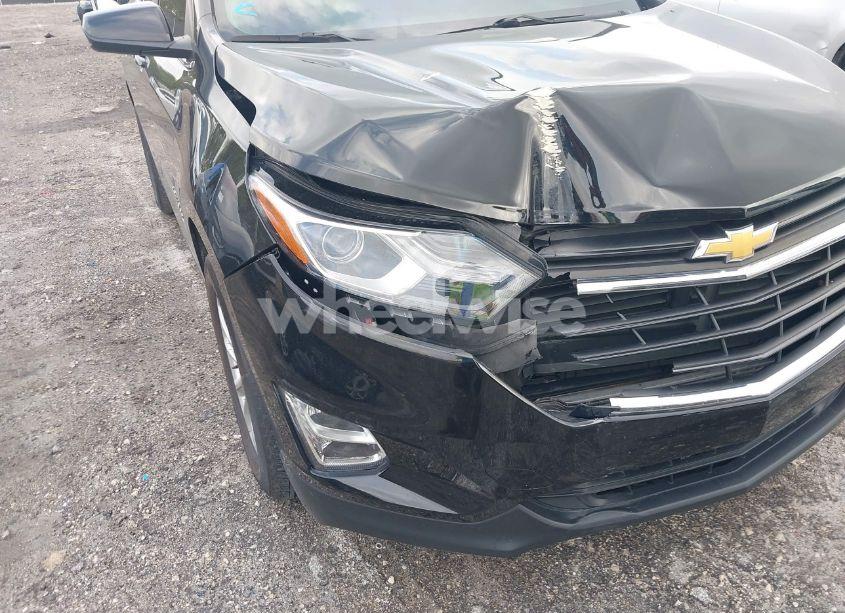 Photo 6 of 2021 Chevrolet Equinox FWD LT (VIN 2GNAXKEV0M6121485)