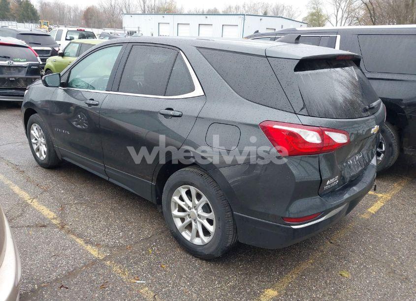 Photo 3 of 2019 Chevrolet Equinox LT (VIN 2GNAXKEV1K6185743)