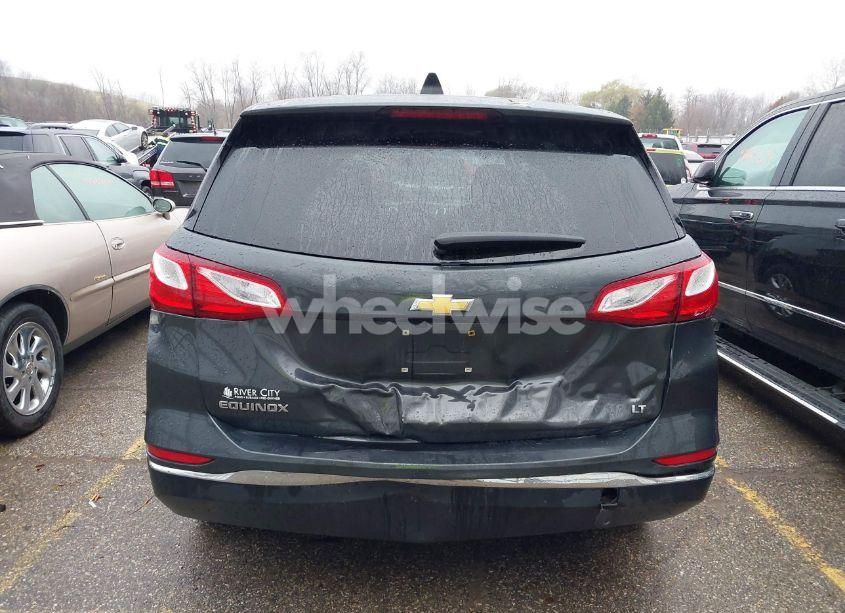 Photo 6 of 2019 Chevrolet Equinox LT (VIN 2GNAXKEV1K6185743)
