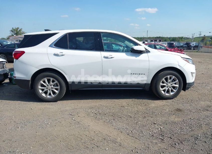 Photo 13 of 2019 Chevrolet Equinox LT (VIN 2GNAXKEV1K6222967)