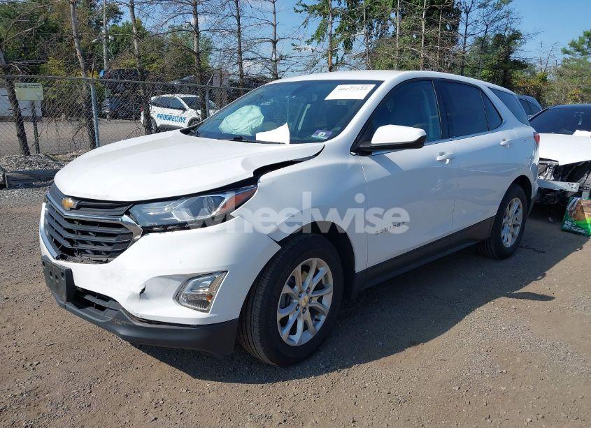Photo 2 of 2019 Chevrolet Equinox LT (VIN 2GNAXKEV1K6222967)