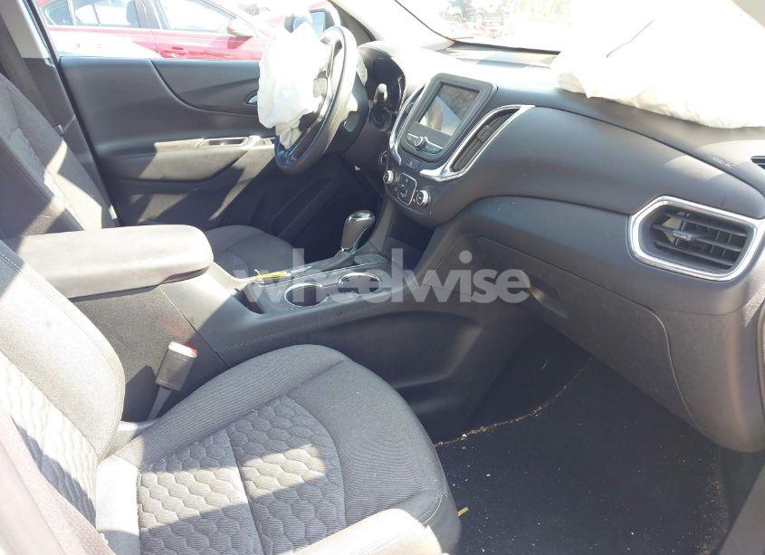 Photo 5 of 2019 Chevrolet Equinox LT (VIN 2GNAXKEV1K6222967)