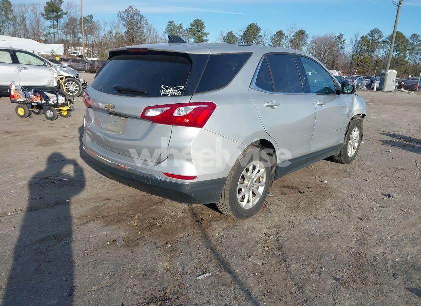 Photo 4 of 2019 Chevrolet Equinox LT (VIN 2GNAXKEV1K6263566)