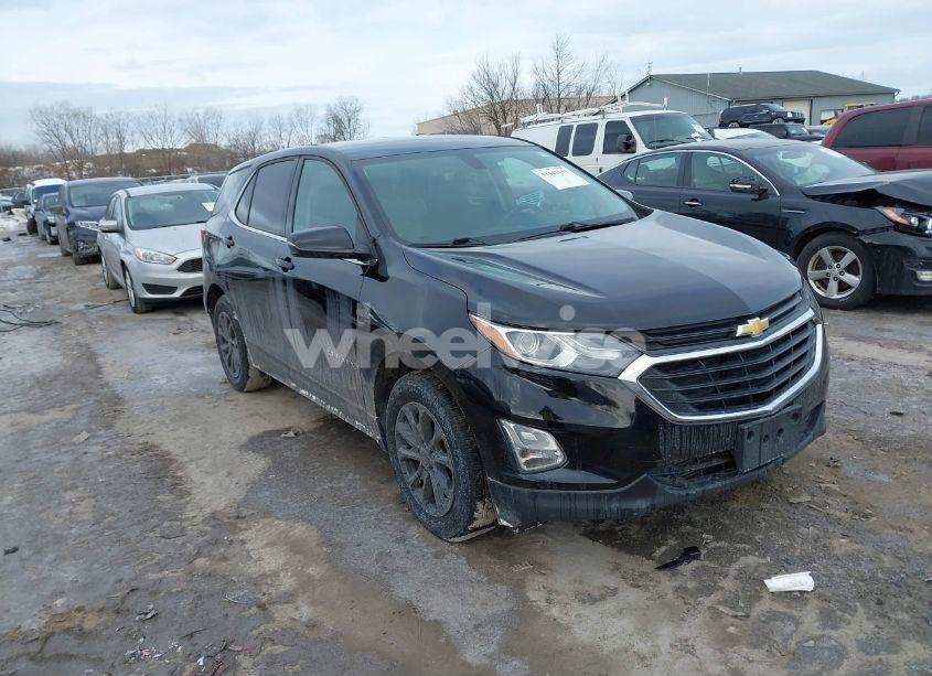2019 Chevrolet Equinox LT (VIN 2GNAXKEV1K6296311) main photo