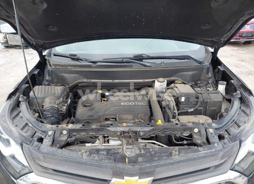 Photo 10 of 2019 Chevrolet Equinox LT (VIN 2GNAXKEV1K6296311)