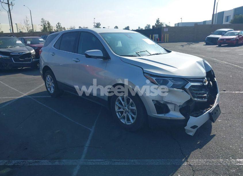 2020 Chevrolet Equinox FWD LT 1.5L TURBO (VIN 2GNAXKEV1L6144627) main photo