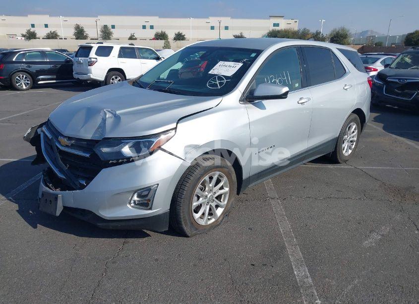 Photo 2 of 2020 Chevrolet Equinox FWD LT 1.5L TURBO (VIN 2GNAXKEV1L6144627)