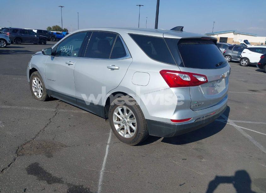 Photo 3 of 2020 Chevrolet Equinox FWD LT 1.5L TURBO (VIN 2GNAXKEV1L6144627)