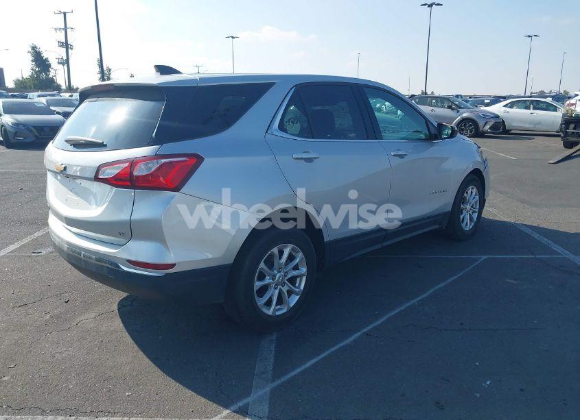 Photo 4 of 2020 Chevrolet Equinox FWD LT 1.5L TURBO (VIN 2GNAXKEV1L6144627)