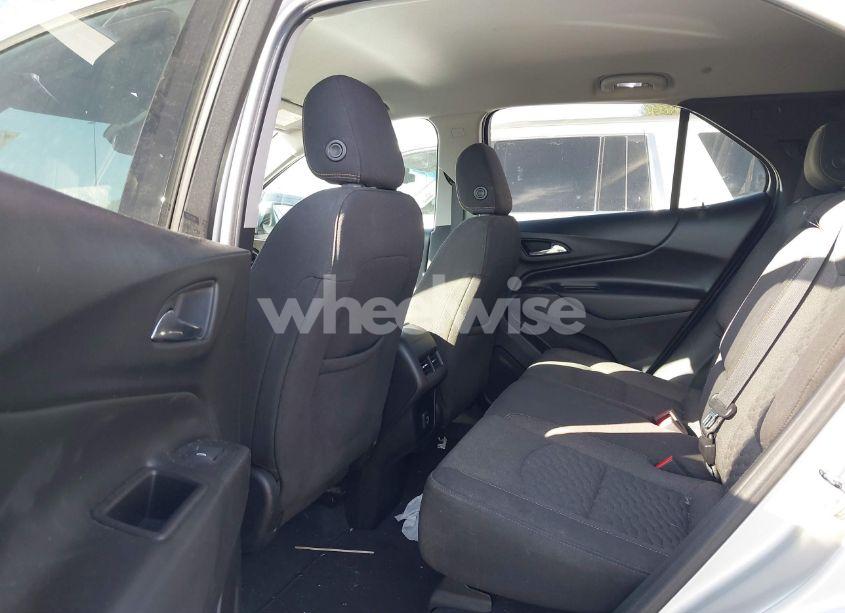 Photo 8 of 2020 Chevrolet Equinox FWD LT 1.5L TURBO (VIN 2GNAXKEV1L6144627)