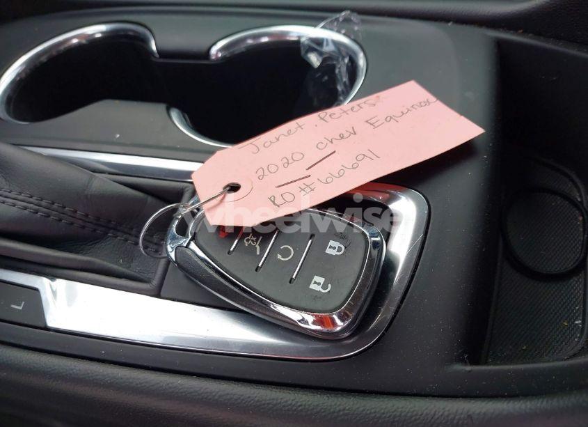 Photo 11 of 2020 Chevrolet Equinox FWD LT 1.5L TURBO (VIN 2GNAXKEV1L6187705)