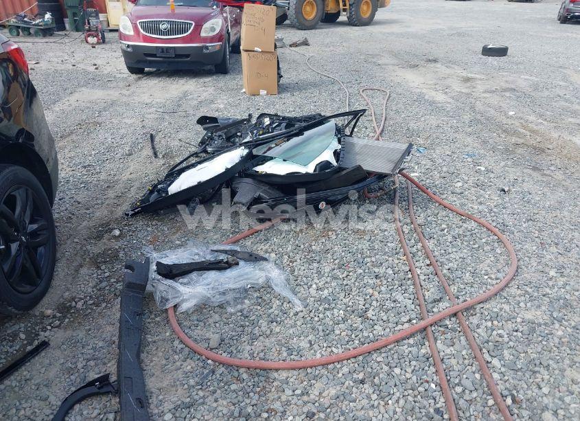 Photo 12 of 2020 Chevrolet Equinox FWD LT 1.5L TURBO (VIN 2GNAXKEV1L6187705)