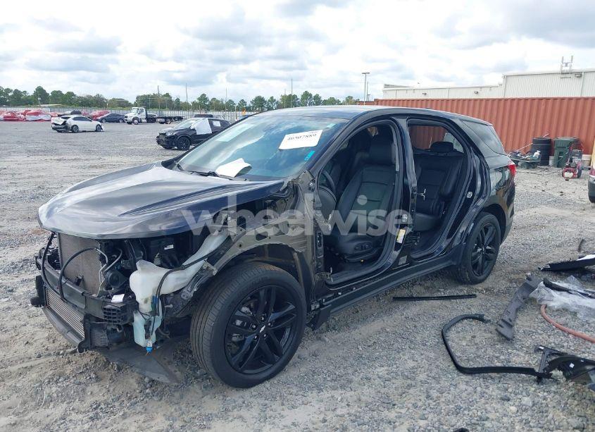 Photo 2 of 2020 Chevrolet Equinox FWD LT 1.5L TURBO (VIN 2GNAXKEV1L6187705)